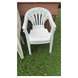 2 PLASTIC CHAIRS