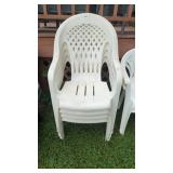 4 PLASTIC CHAIRS