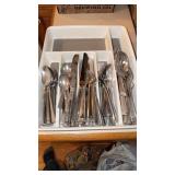 Organizer and Flatware