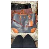 DOONEY AND BURKE LG PURSE W CHANGE PURSE