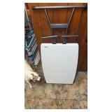 Folding tv tray