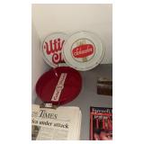 3 advertising trays