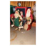 TWO SANTAS W/ BOXES