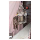 2 LANTERN LIGHTS, WOOD WIND CHIME, BIRDCAGE CANDLE