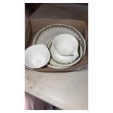 12PC CORELLE SET LG/SM/SERVING PLATES AND 2 CUPS