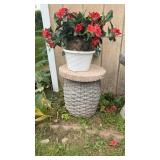CONCRETE BASKET TABLE