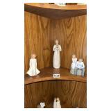 3 Willow tree figurines