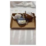 3 Teapots