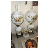 PAIR OF GONE WITH WIND STYLE LAMPS AND BDR LAMP
