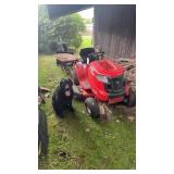 Troy Bilt Pony riding mower. Starts Runs Mows.