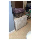 Wicker hamper and 6 storage baskets