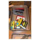 Craftsman stapler w/ staples