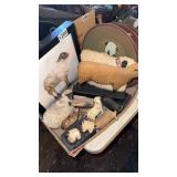 Box of sheep, figures, plate, decor