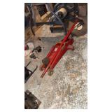 Hydraulic floor jack - works