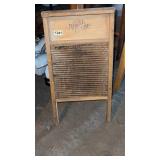 Royal globe washboard