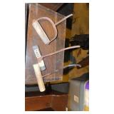 3 hay hooks