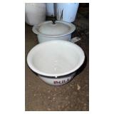 2 New enamelware chamber pots one lid