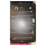6 ï¿½goldï¿½ costume jewelry necklaces, 3 loose