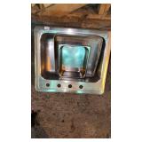 Metal sink 25X 22