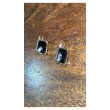 Black / gold vintage earrings