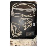 ï¿½Pearlï¿½ costume jewelry necklaces