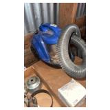 Bisel zing mini vacuum