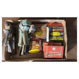 STAPLE GUN AND STAPLES