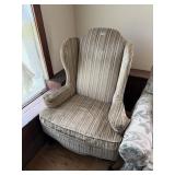 QUEEN ANNE BACK STYLE CHAIR