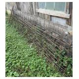 PIG WIRE FENCE