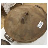 WAGNER CAST IRON 10" 5 QT DUTCH OVEN W/LID