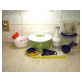 Group of Kitchen Tools including a Pamper Chef