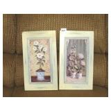 (2) Decorator Wall Hangings Measures Approx. 8 x