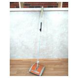Vintage Hoky 23 T Carpet Sweeper - Located in BR1