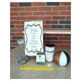 Group of Home Dï¿½cor including a Ceramic Vase and