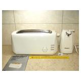 Elite Gourmet 4 Slice Toaster and an Admiral