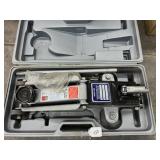 4,000 lb Hydraulic Floor Jack w/ case