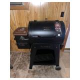 Pit Boss Classic Onyx Edition 8-in-1 Wood Pellet