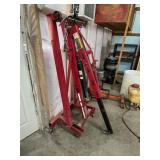 Larin 2-ton foldable engine hoist; does come with