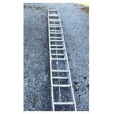 Aluminum Extension Ladder; maximum extended