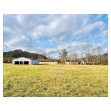 6.23 Acres m/l with Barn & Outbuildings - Tract 5