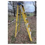 Fiberglass Stepladder