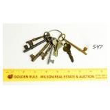 Vintage Key Ring w/ vintage keys including