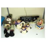 Christmas Decor Lot including a sign, musical