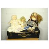 Vintage Suit Case w/ Dolls
