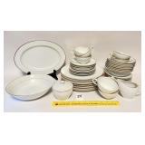 A set of dishes. Japan Sonnet Fine China -