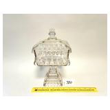 A large vintage Jeanette glass wedding box, does