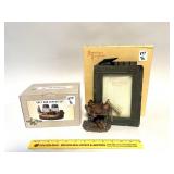 A new in box Cracker Barrel Salt and pepper set,