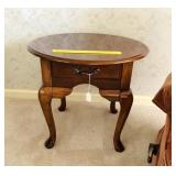 Side Table with Round Top - Measures Approx. 22T