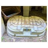 Rubbermaid Plastic Water Trough     Located in