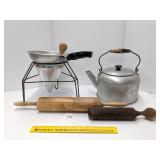 Group lot of vintage kitchen tools     Located in